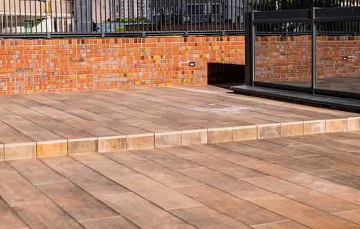 Террасы из керамогранита на опорах Level в ЖК "Vander Park", г. Москва